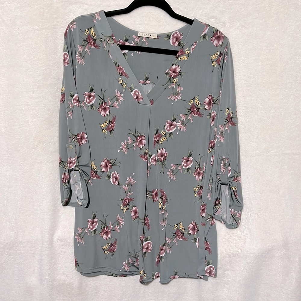 Women’s sage green floral top